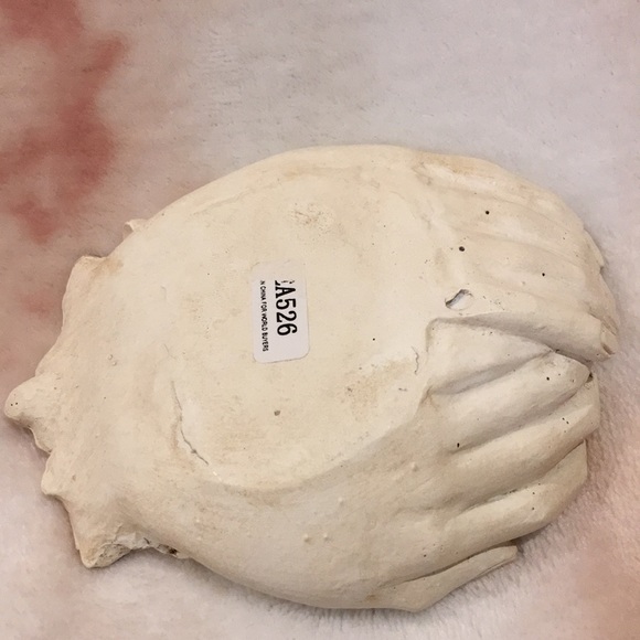 Open Hands Antiqued Ceramic  Trinket Holder, unique table accent NWOT 5” X 4” - Picture 5 of 11